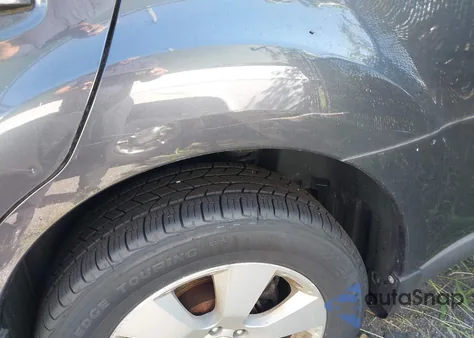 2012 Subaru Outback 2.5I Limited z USA, uszkodzony, nr VIN 4S4BRBLCXC3287507